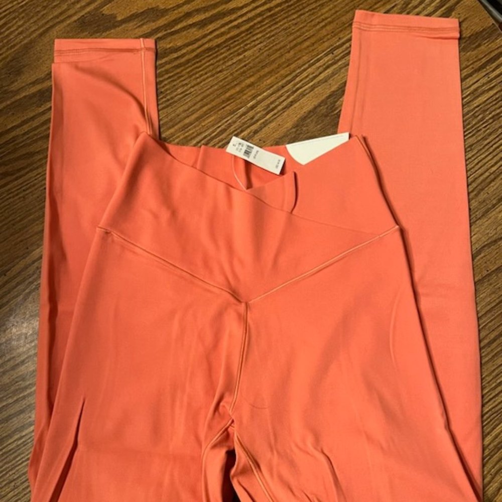 Offline by Aerie M Long Women's NWT Leggings